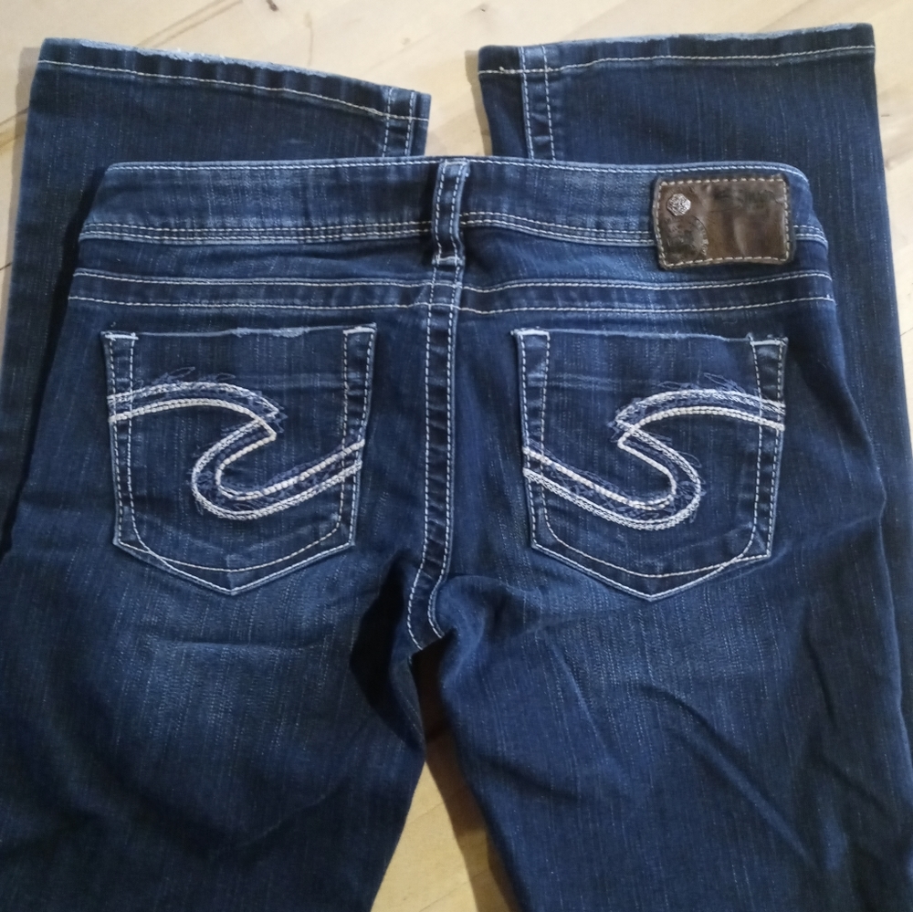 ❤️ SILVER JEANS TUESDAY 27X31